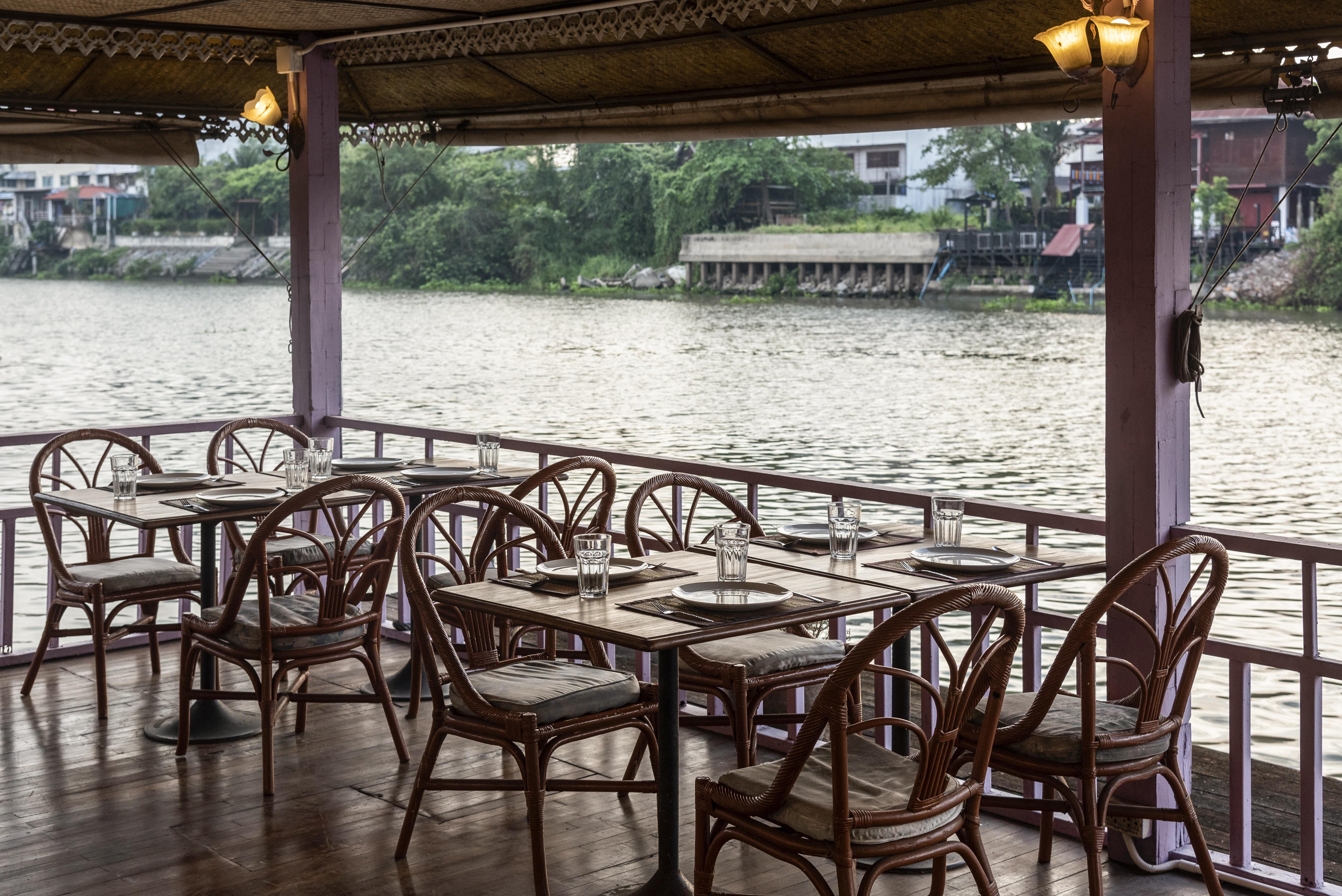 פרה נאקון סי איוטאיה Ayothaya Riverside Hotel מראה חיצוני תמונה