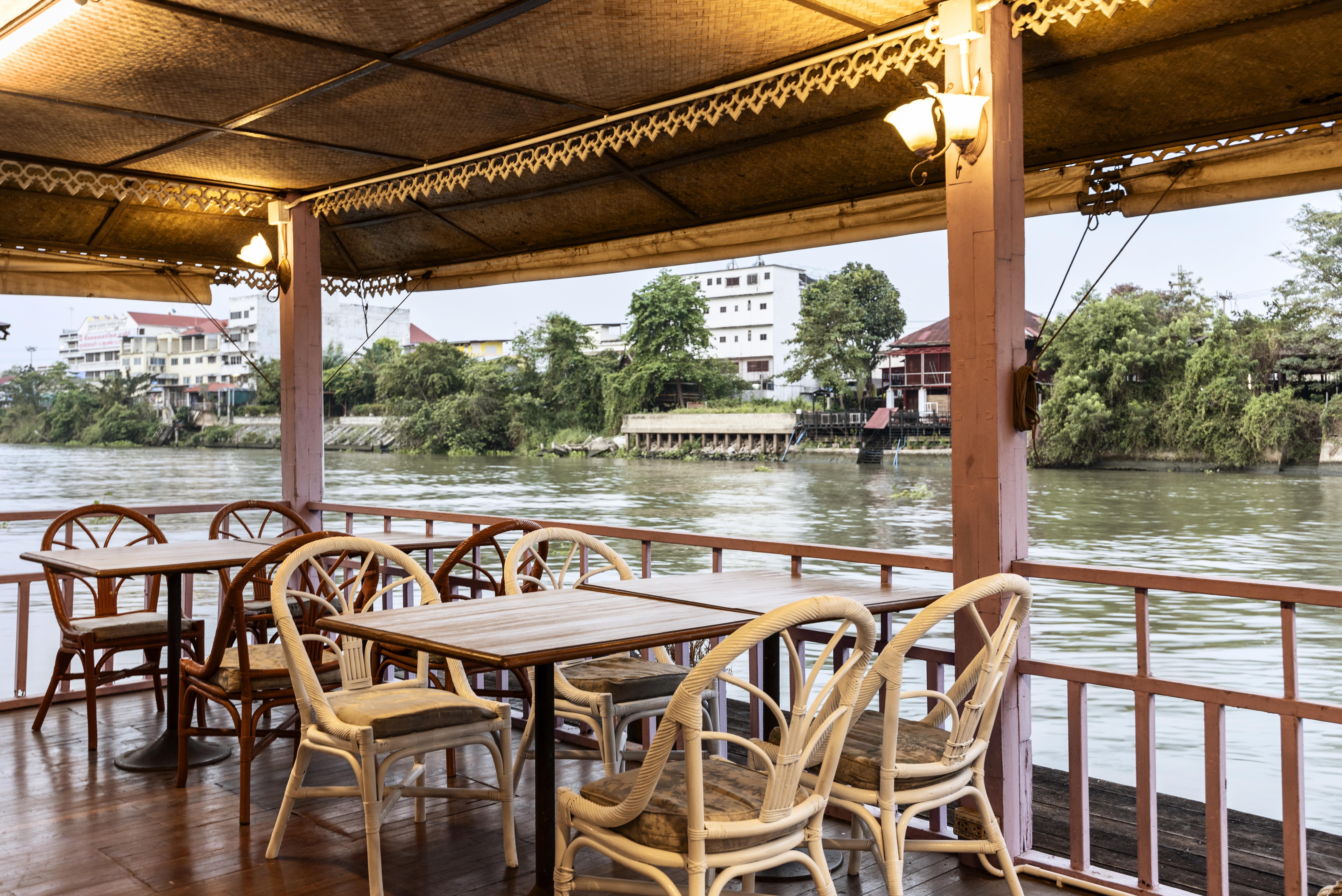 פרה נאקון סי איוטאיה Ayothaya Riverside Hotel מראה חיצוני תמונה