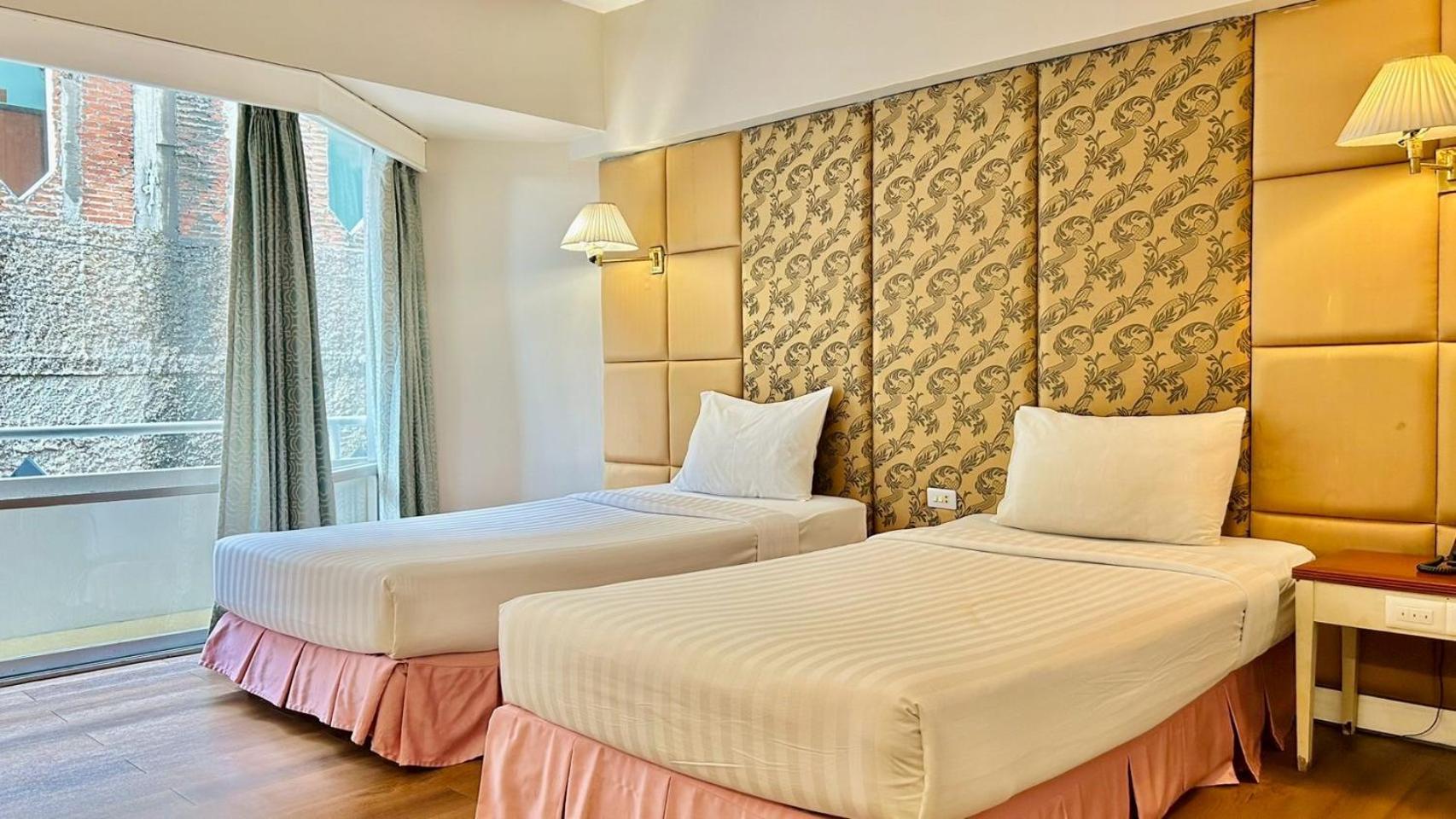 פרה נאקון סי איוטאיה Ayothaya Riverside Hotel מראה חיצוני תמונה