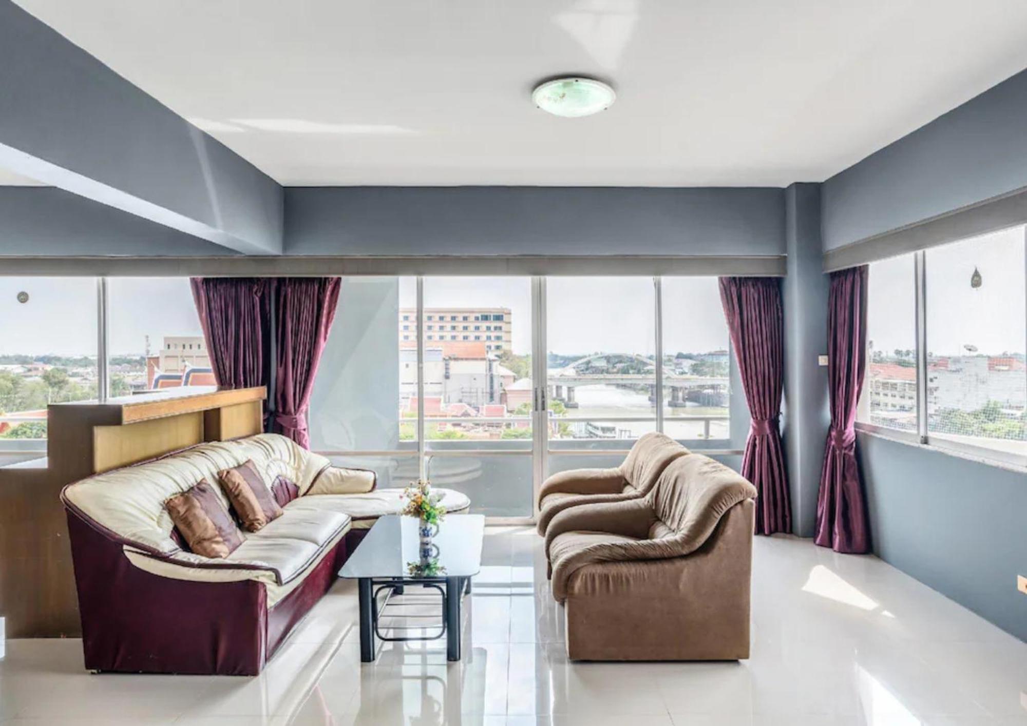 פרה נאקון סי איוטאיה Ayothaya Riverside Hotel מראה חיצוני תמונה